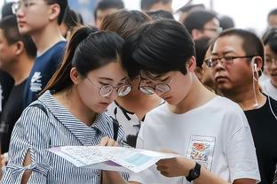 段冉：王哲林这绝杀只能说逆天 再投一次也很难进吧 简直离谱